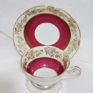 Tokyo China Teacup Saucer C Crest Hallmark Japan footed gold gilded roses